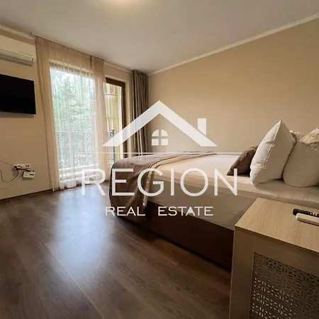 An Argisht Palace Daire